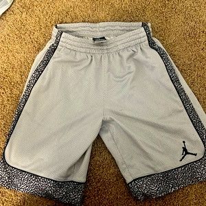 Nike medium youth boys basketball shorts Jordan